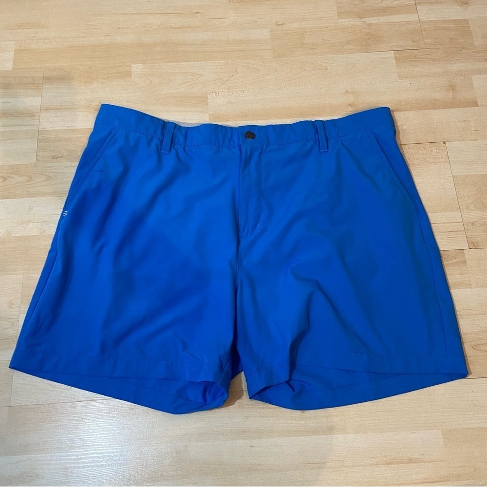 🛍️3/$30 Adidas women’s blue‎ lightweight shorts  in size 40